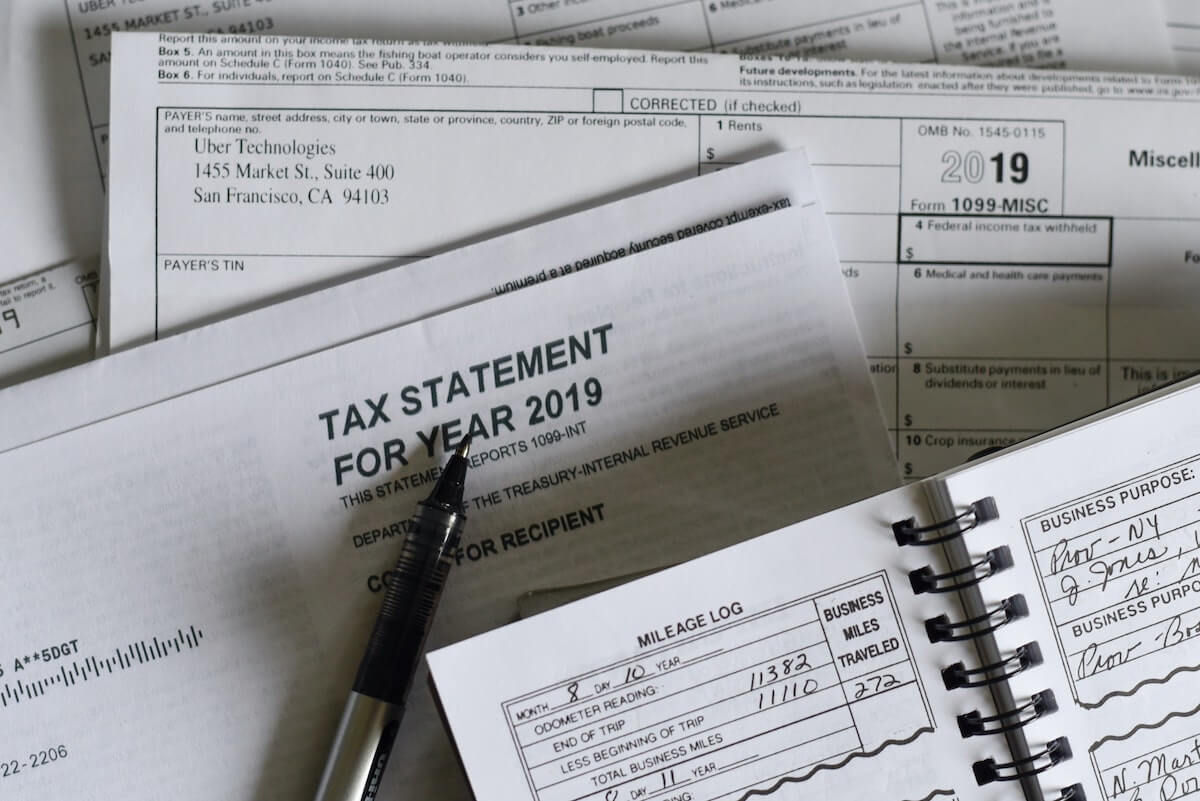 The Most Significant Difference Between 1099 and W-2 Employees Is Tax Filing
