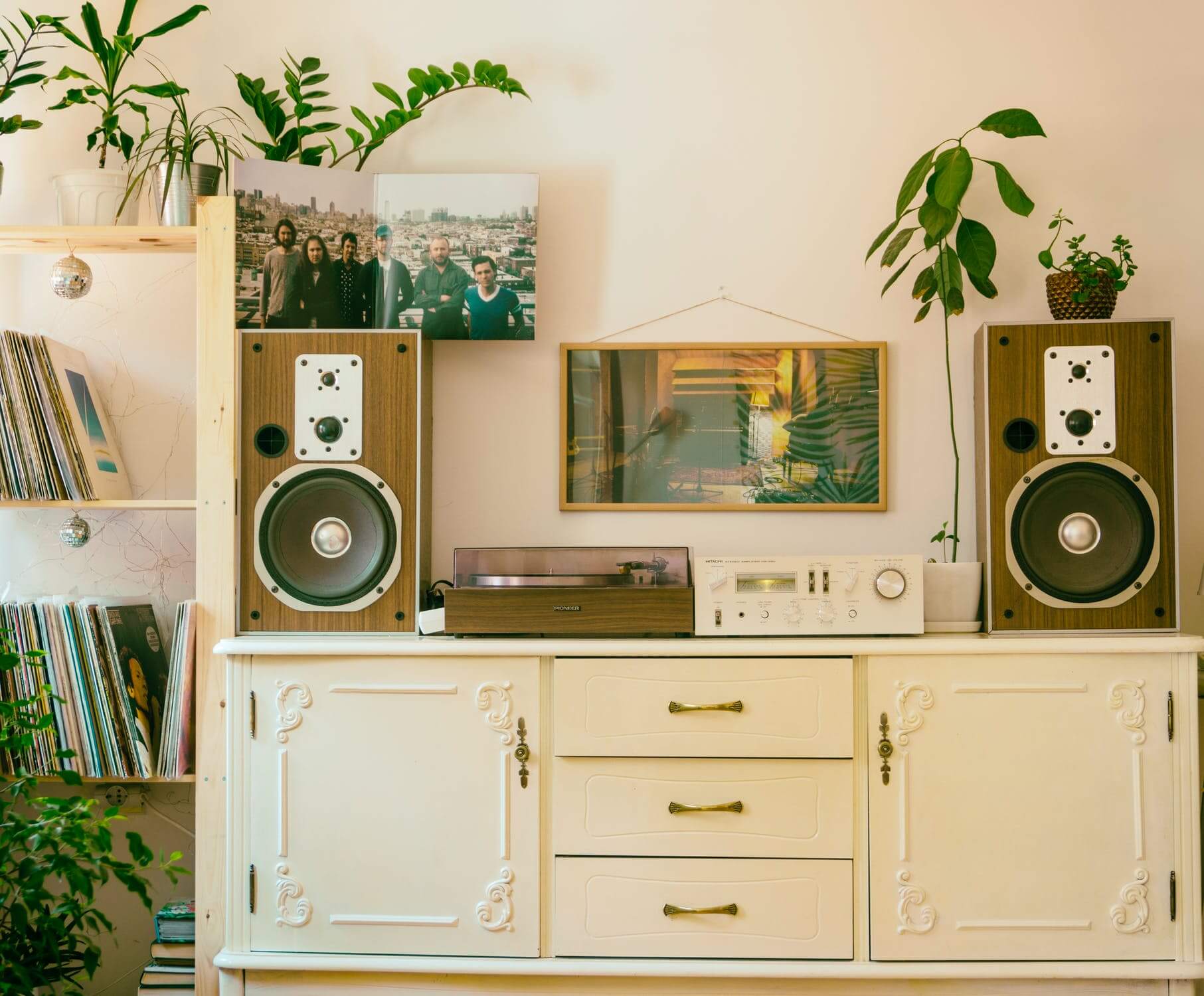 5 Hobbies That Can Earn You Money - Fixing Furniture