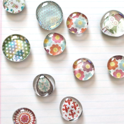 50 Crafts To Make and Sell - Easy DIY Ideas for Cheap Things To Sell on Etsy, Online and for Craft Fairs. Make Money with These Homemade Crafts for Teens, Kids, Christmas, Summer, Mother’s Day Gifts. | Glass Pebble Magnet #crafts #diy