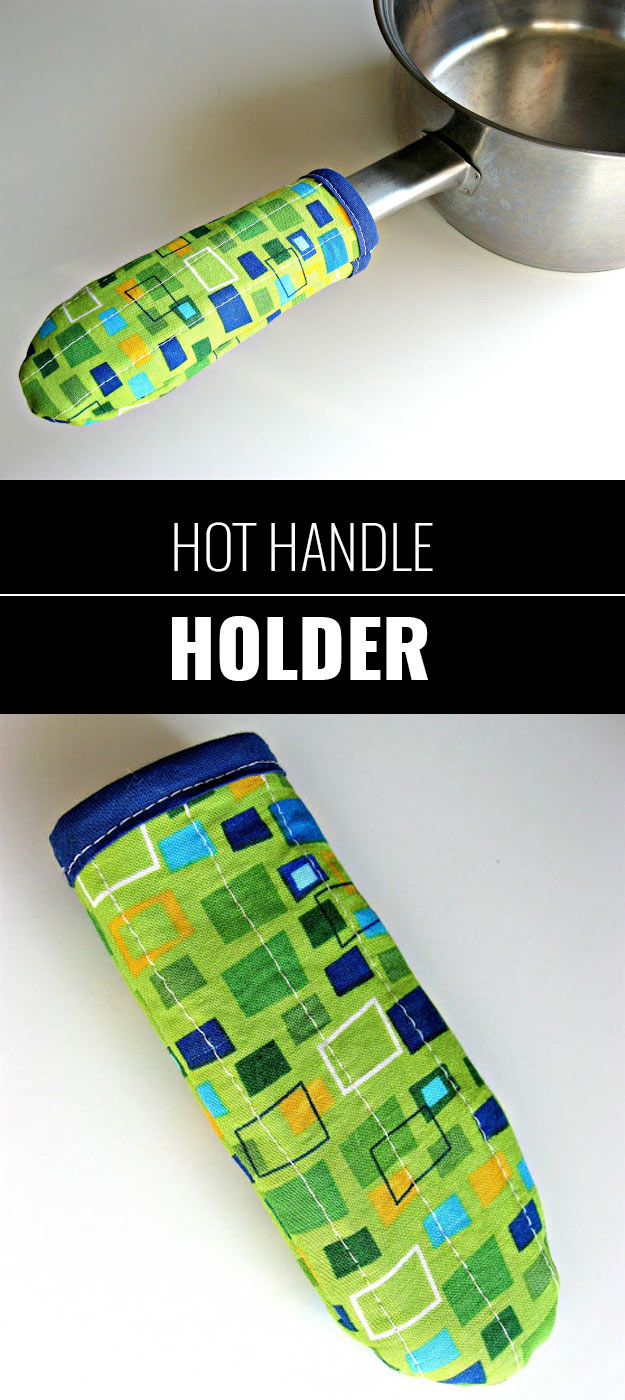 50 Crafts To Make and Sell - Easy DIY Ideas for Cheap Things To Sell on Etsy, Online and for Craft Fairs. Make Money with These Homemade Crafts for Teens, Kids, Christmas, Summer, Mother’s Day Gifts. | Hot Handle Holder #crafts #diy