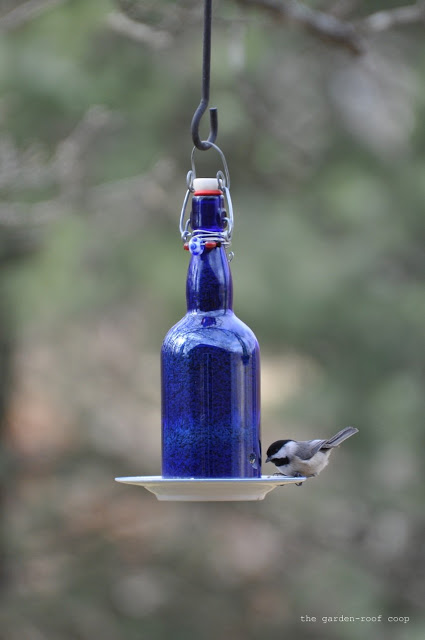 50 Crafts To Make and Sell - Easy DIY Ideas for Cheap Things To Sell on Etsy, Online and for Craft Fairs. Make Money with These Homemade Crafts for Teens, Kids, Christmas, Summer, Mother’s Day Gifts. | Wine Bottle Bird Feeder #crafts #diy