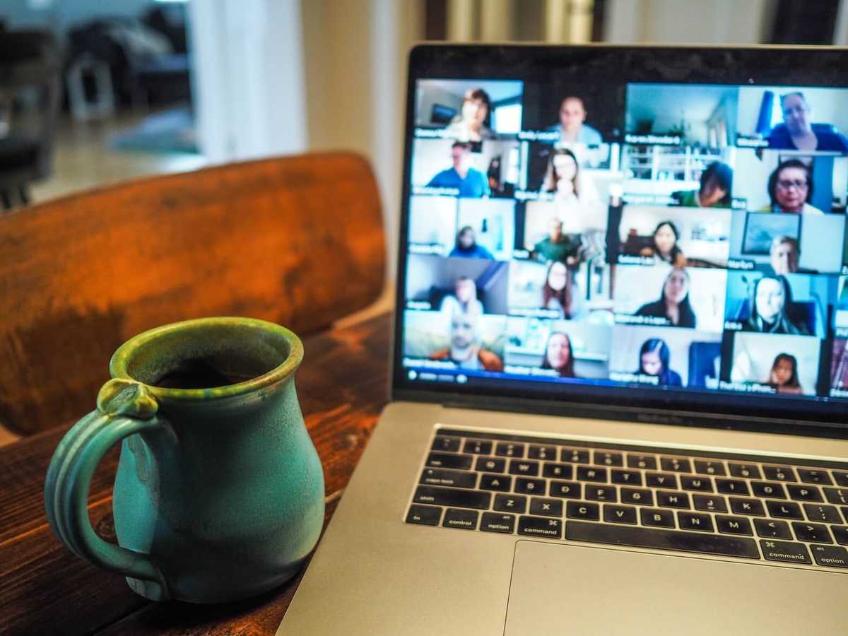 21 Best Side Hustles in 2025 Teach English