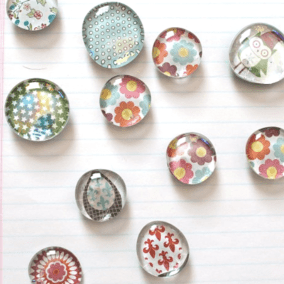 50 Crafts To Make and Sell - Easy DIY Ideas for Cheap Things To Sell on Etsy, Online and for Craft Fairs. Make Money with These Homemade Crafts for Teens, Kids, Christmas, Summer, Mother’s Day Gifts. | Glass Pebble Magnet #crafts #diy